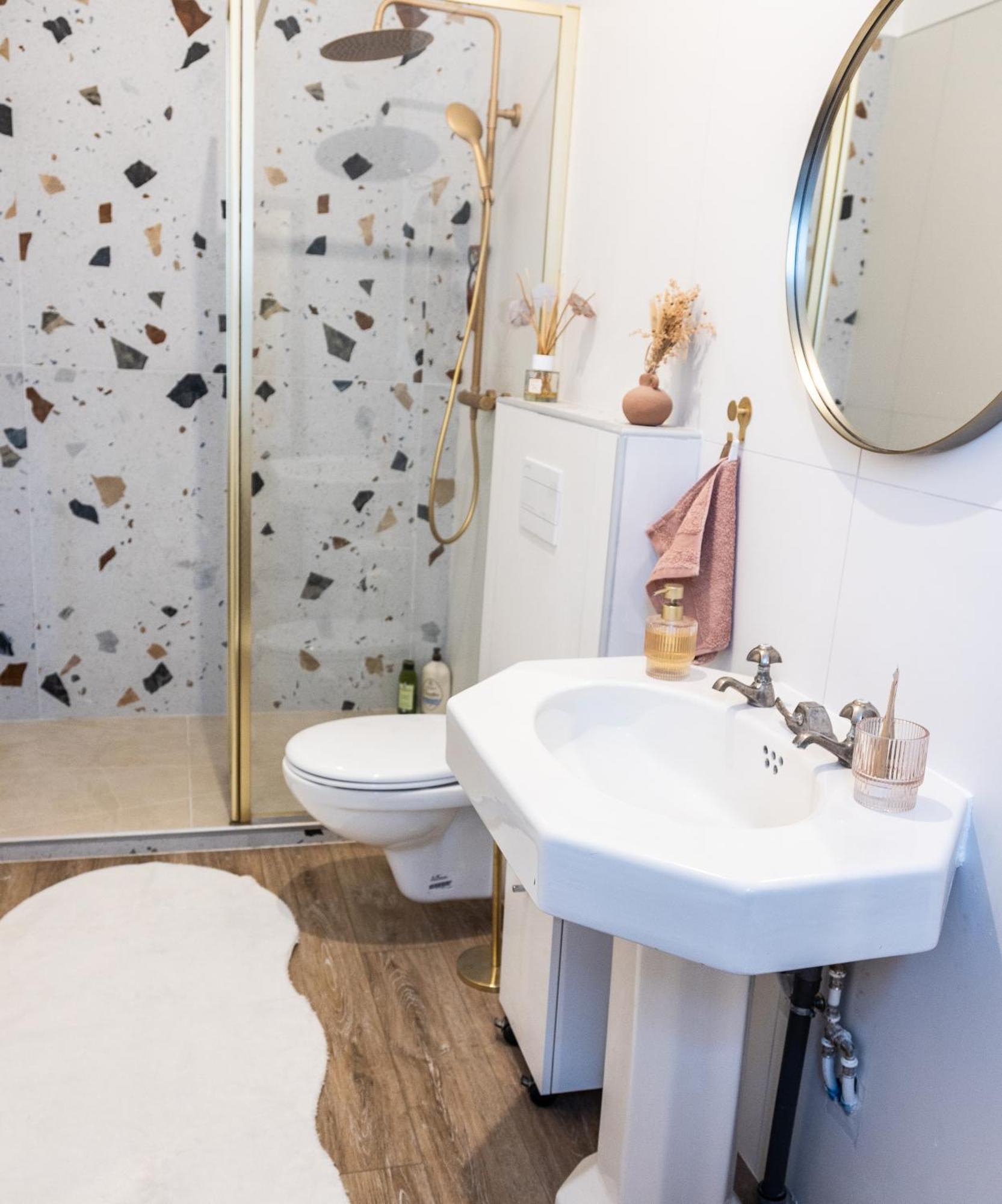 Villa Sequoia - Grande Chambre Avec Sdb Privee บาซาส ภายนอก รูปภาพ